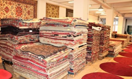 Afghanistan's hand-woven rugs sales fall as problems rise