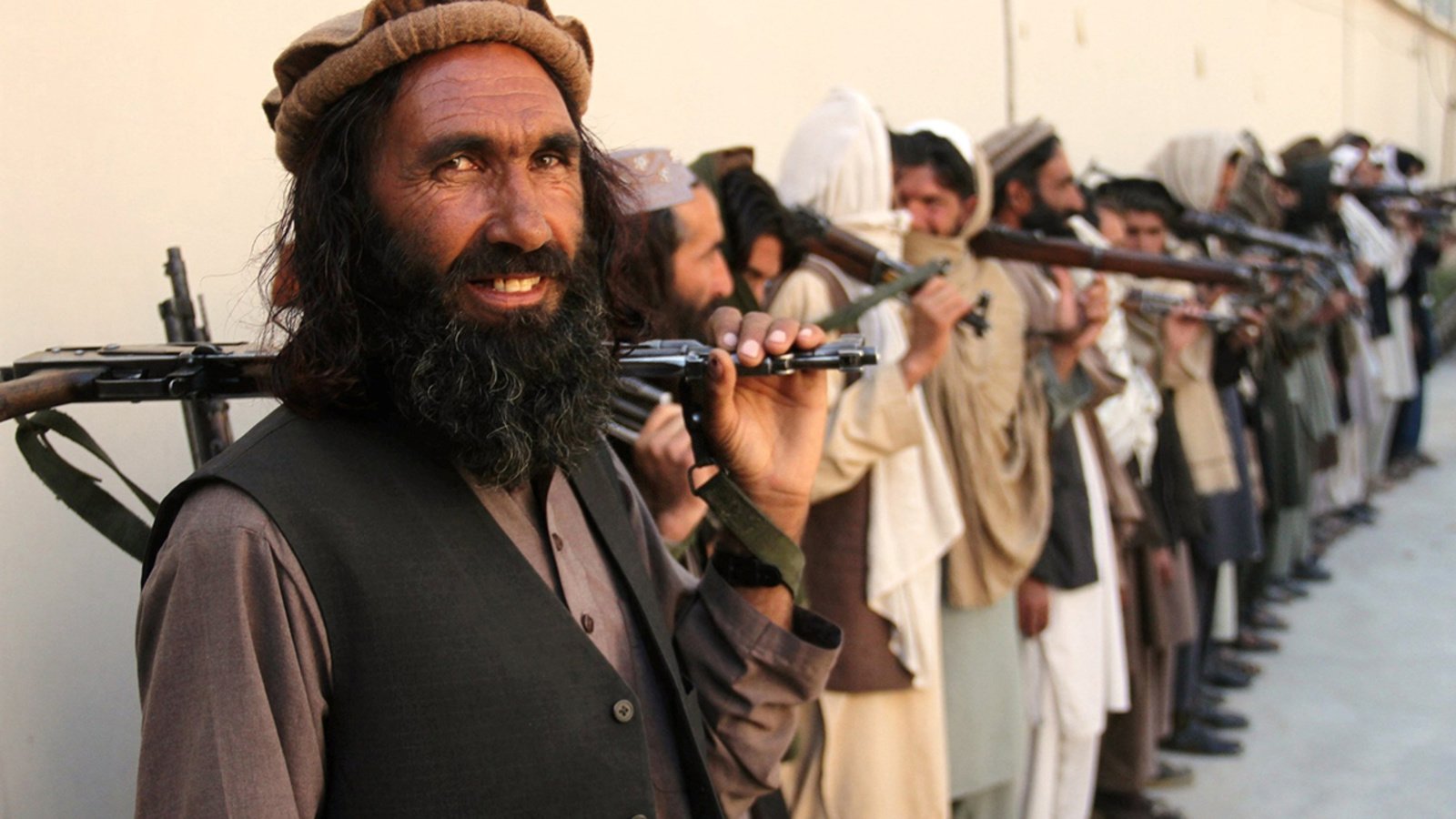 US senators demand probe into Pakistan’s role in America’s Afghan debacle