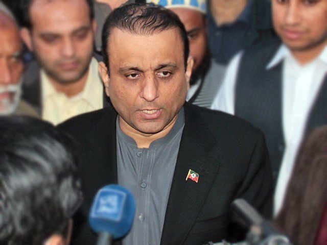PTI politician Aleem Khan decides to join Tareen group: Report
