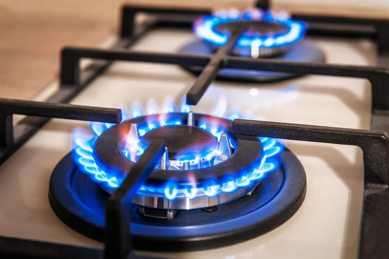 OGRA seeks 16.37% hike in gas tariff