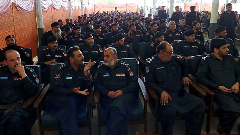 Police boycott duties in Waziristan, warn against DCs magisterial powers