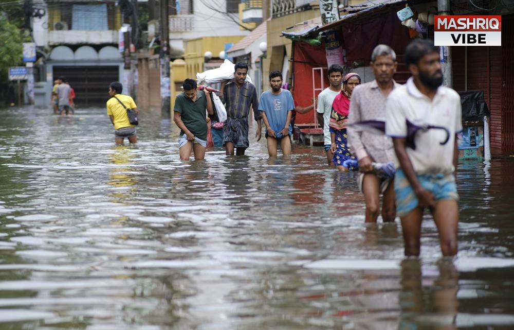 floods continue to batter Bangladesh