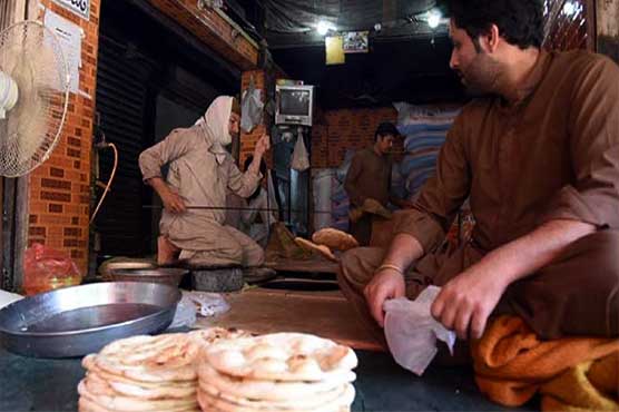Nanbais refuse to sell 100-gram Roti for Rs 10; demand uninterrupted gas supply