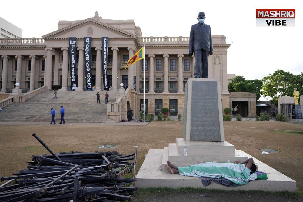 Sri Lanka PM becomes acting president