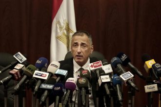 Egypt says central bank governor resigns