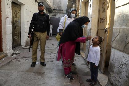 polio workers Gunmen killed Quetta