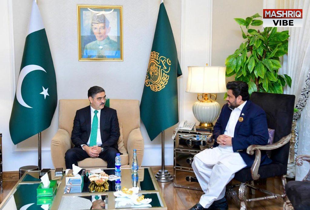PM, Sindh governor discuss country’s political situation