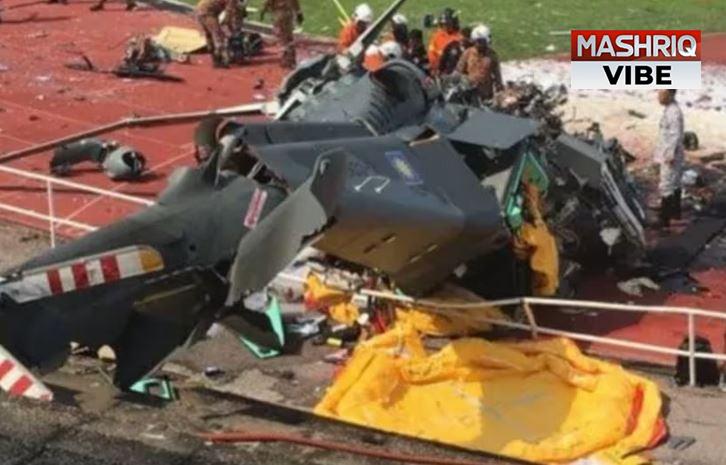 Malaysia military helicopters crash, killing 10 crew