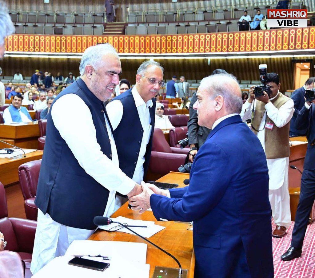 PM invites opposition to hold dialogue for country’s betterment